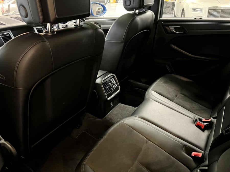 Macan - Image 8